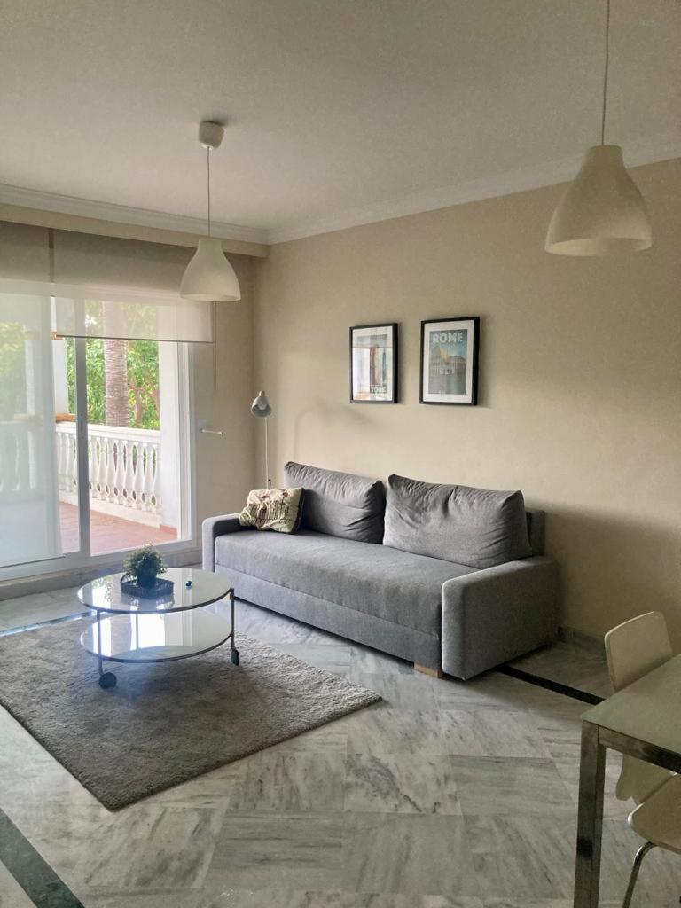Apartamento Urb Dama De Noche 5 Pax Y Terraza En Puerto Banus *