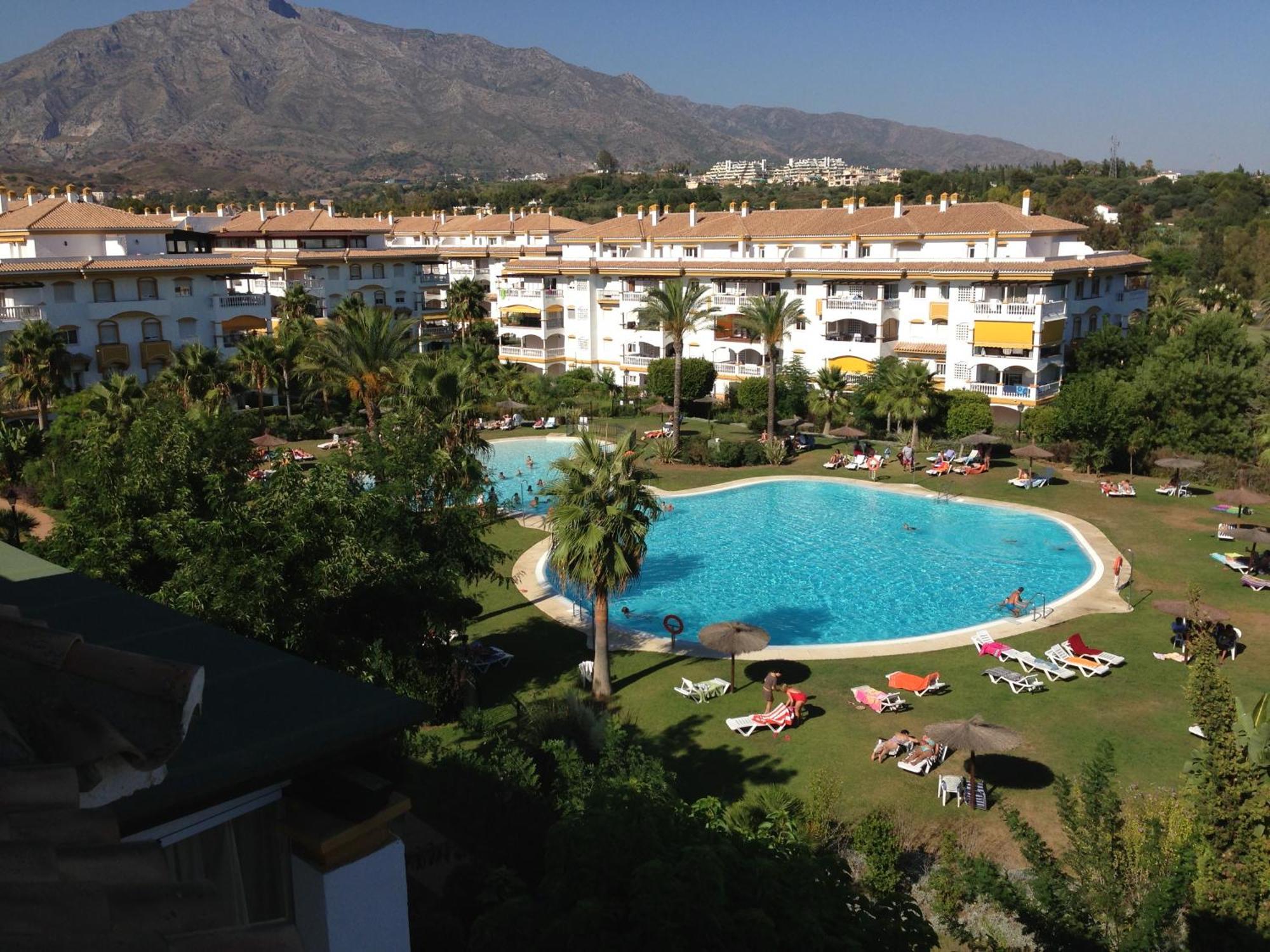 Apartamento Urb Dama De Noche 5 Pax Y Terraza En Puerto Banus