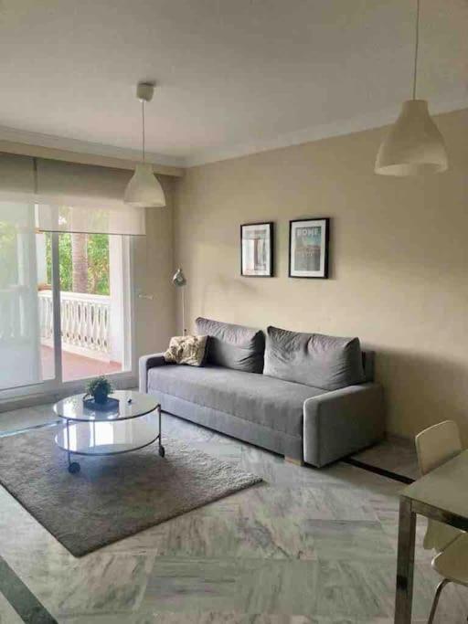 Apartamento Urb Dama De Noche 5 Pax Y Terraza En Puerto Banus