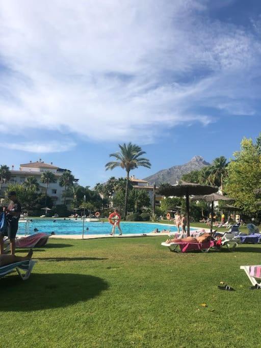 Apartamento Urb Dama De Noche 5 Pax Y Terraza En Puerto Banus