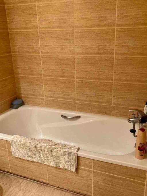 Apartamento Urb Dama De Noche 5 Pax Y Terraza En Puerto Banus *